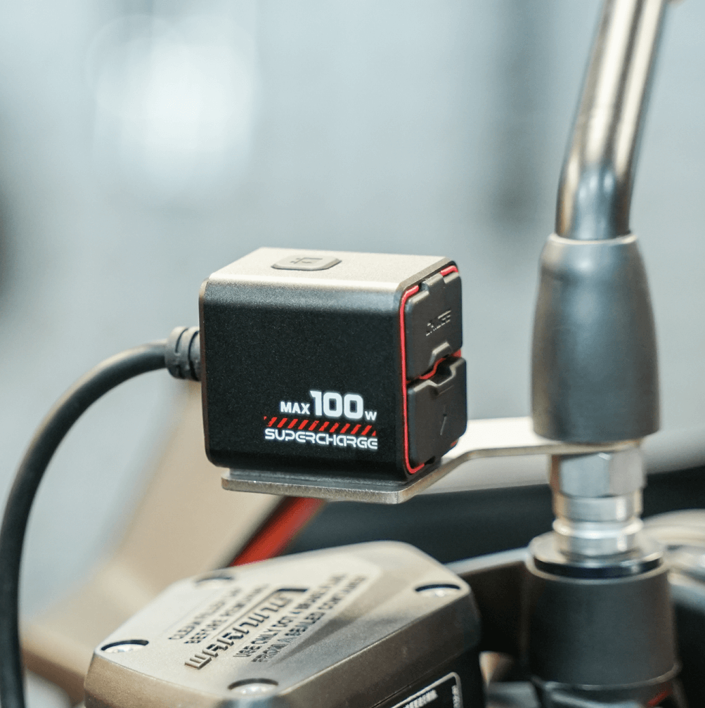 TR100 Motorcycle Dual-Way 100W Fast Charger