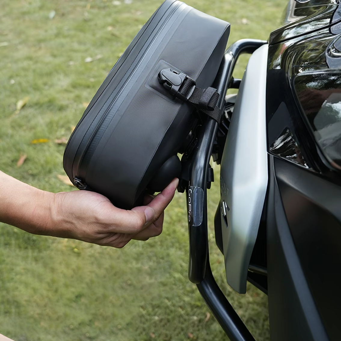 Motorcycle Airtight Bumper Bag