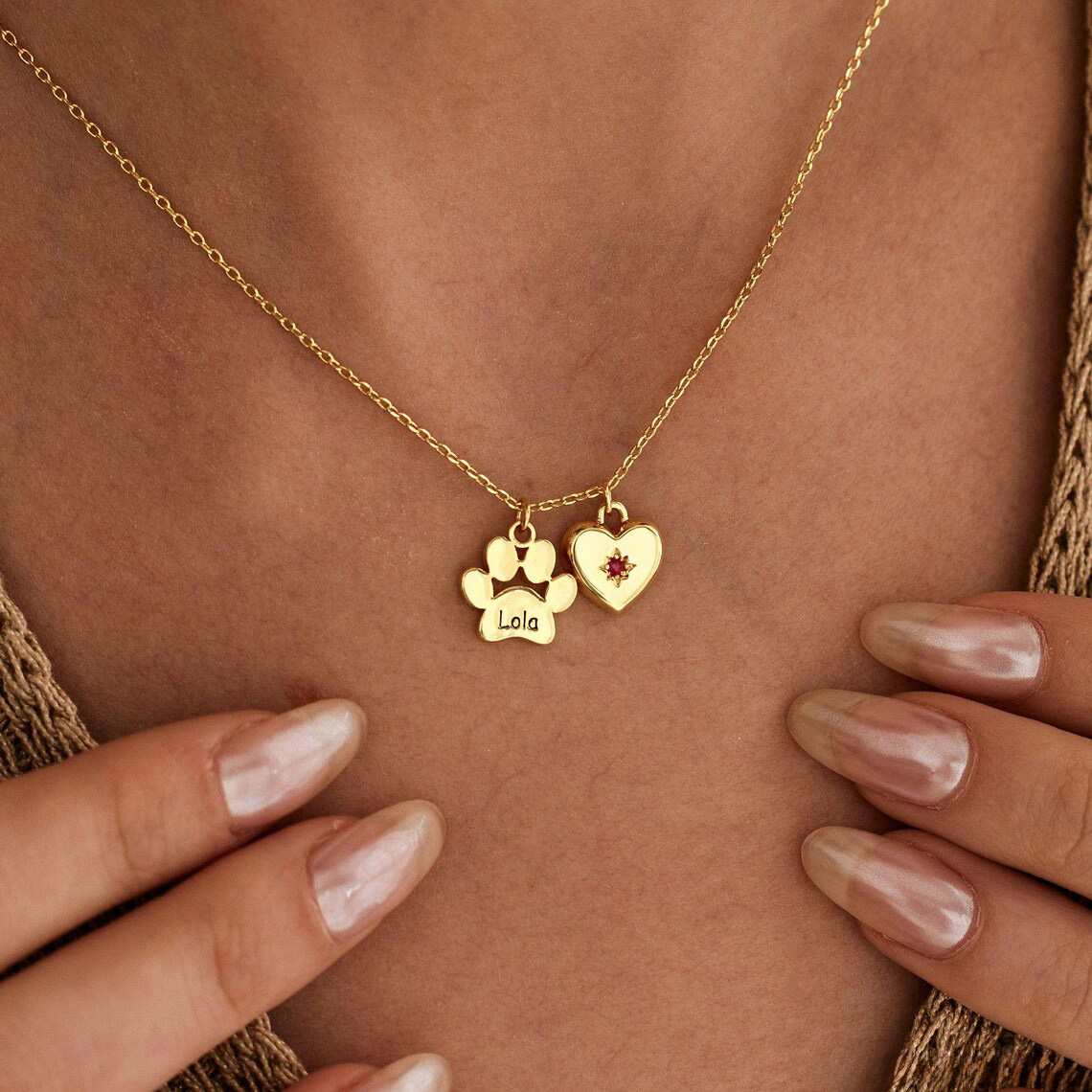 Dainty Paw Name Necklace with Heart
