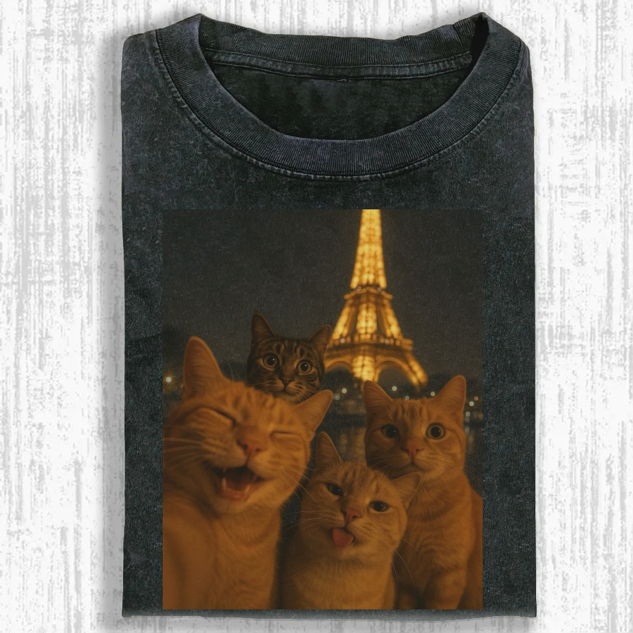 Selfie Traveler Cats Washed T-shirt