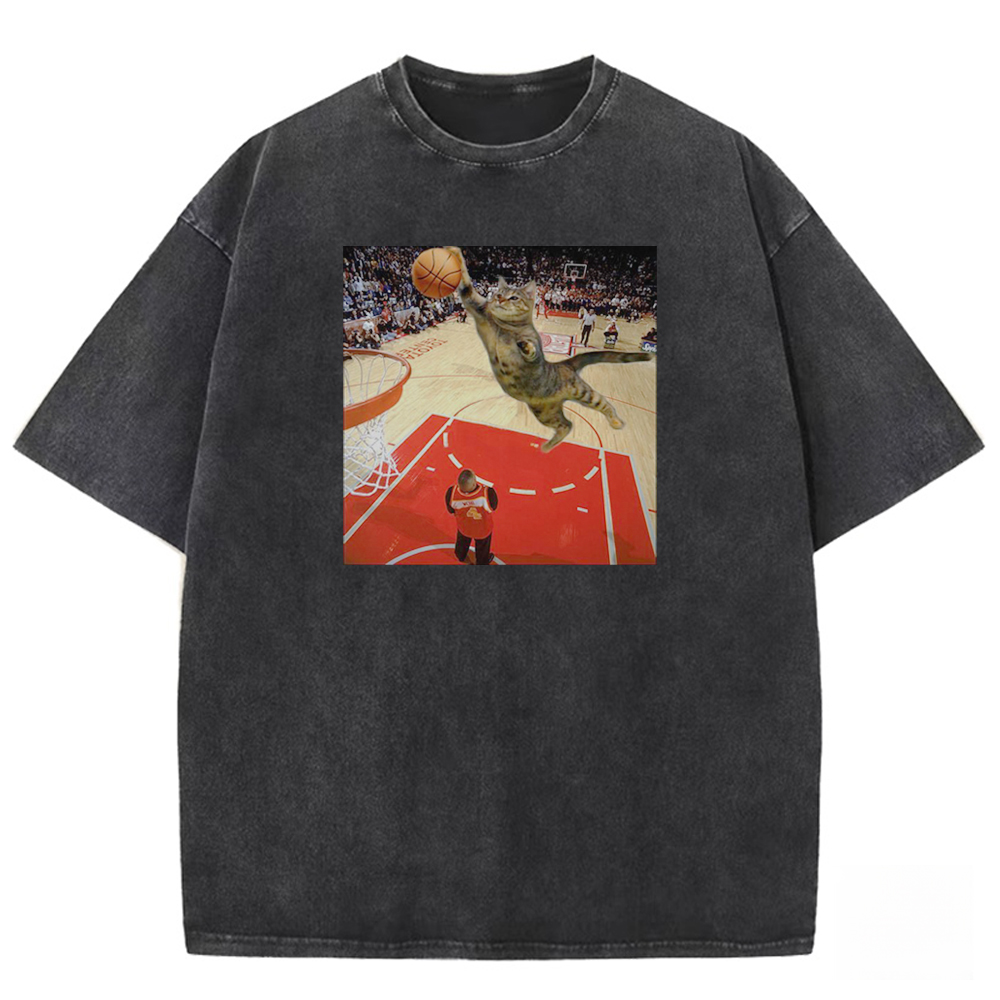 Feline Court Conqueror Washed T-shirt