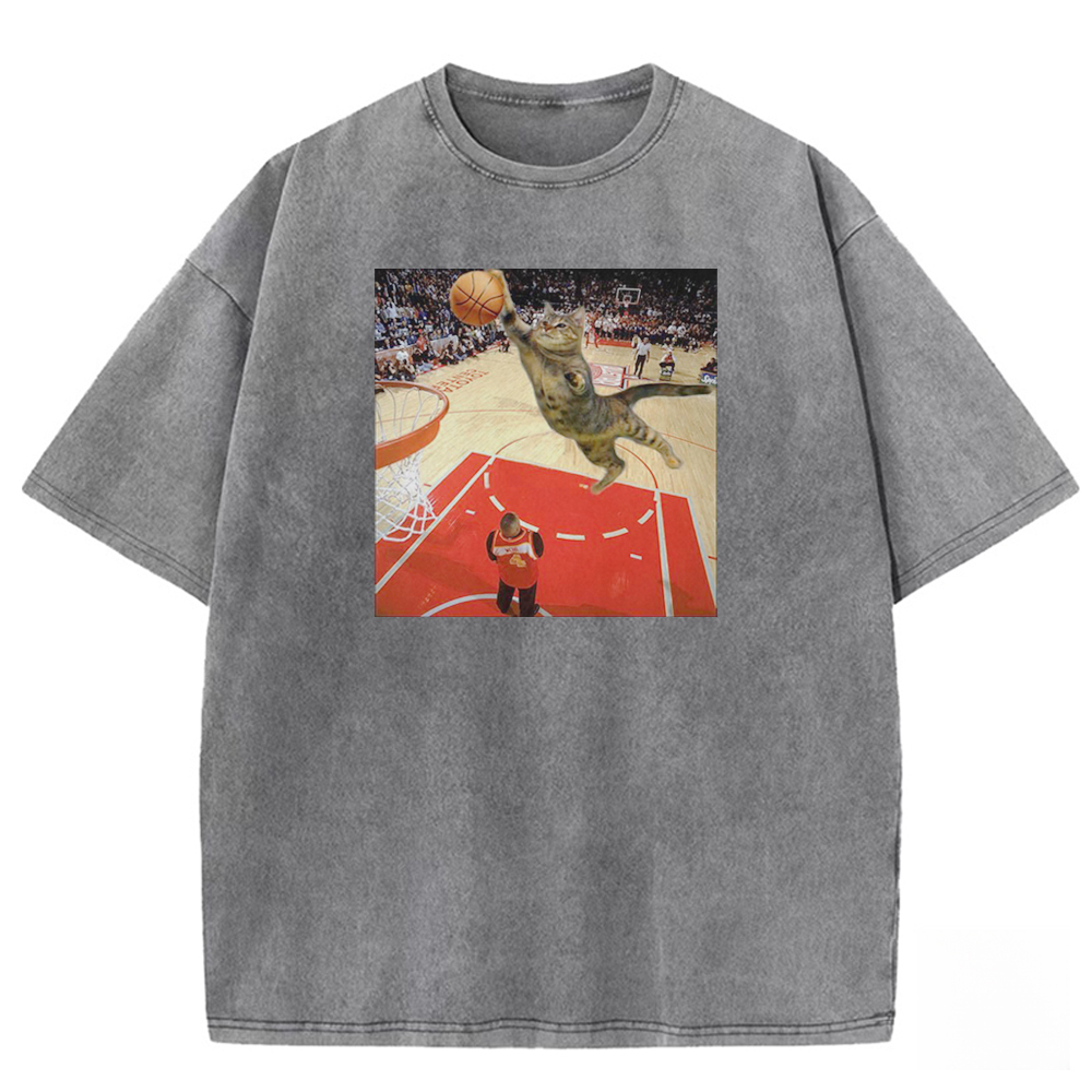 Feline Court Conqueror Washed T-shirt