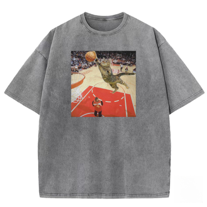 Feline Court Conqueror Washed T-shirt