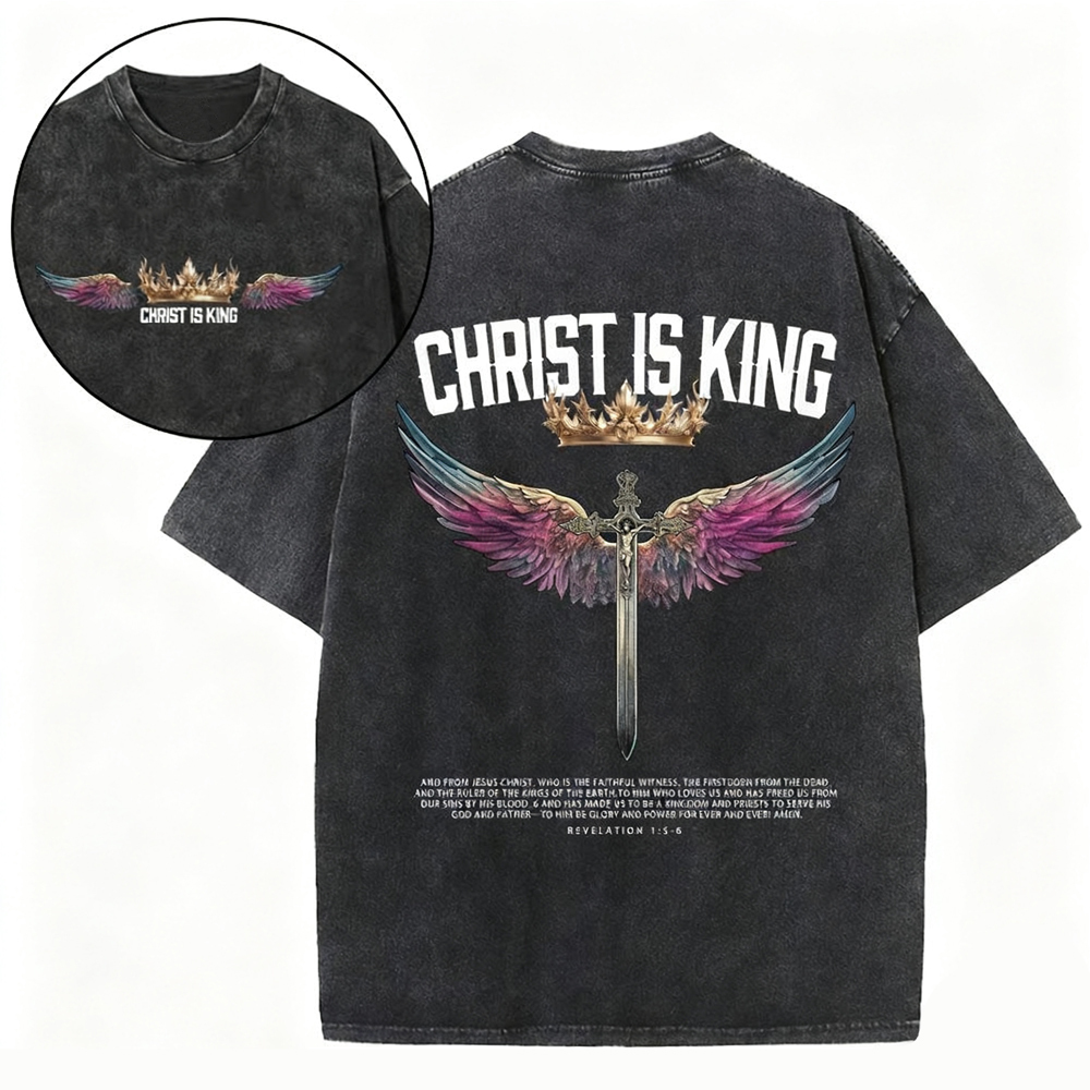 CHRIST IS KING Washed T-shirt