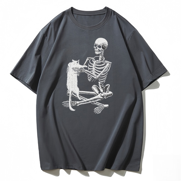 Loving my cat graphic T-shirt