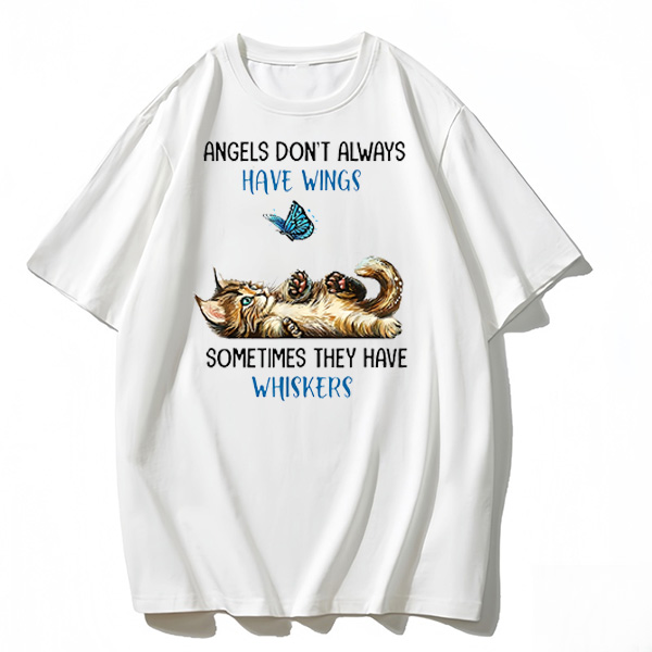 Angel cat graphic T-shirt