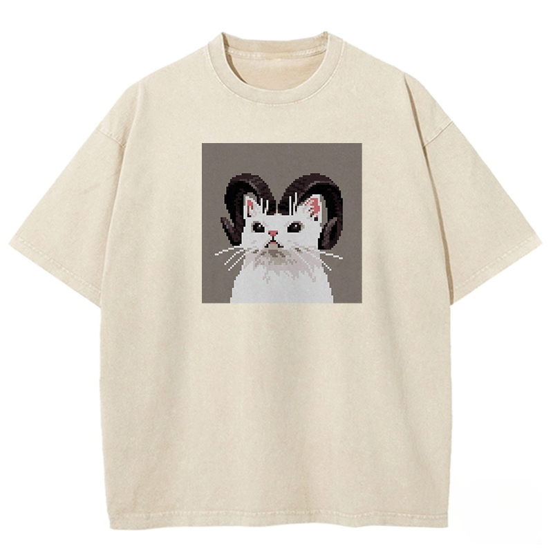 Ram-Horned Feline Pixel Washed T-shirt