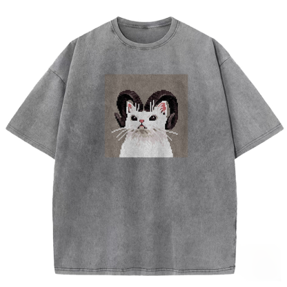 Ram-Horned Feline Pixel Washed T-shirt