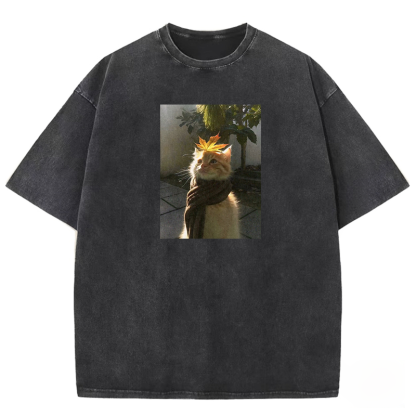 Leaf-Adorned Cat Washed T-shirt