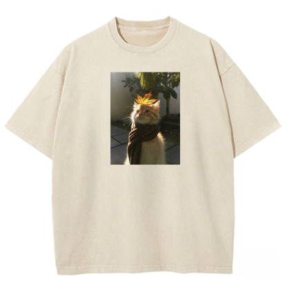 Leaf-Adorned Cat Washed T-shirt