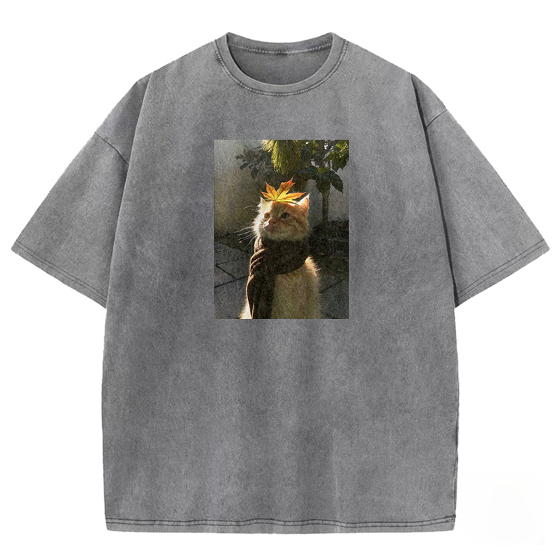Leaf-Adorned Cat Washed T-shirt