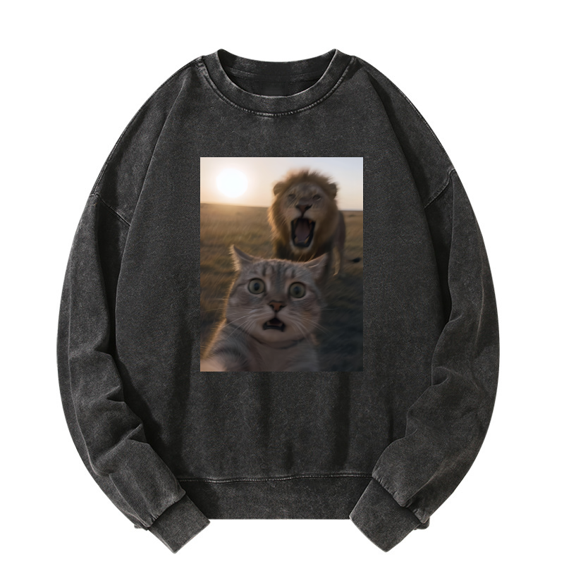 Wacky Cat Washed Sweatshirt