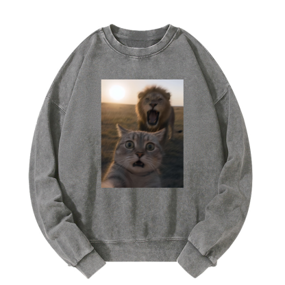 Wacky Cat Washed Sweatshirt