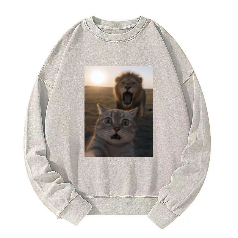 Wacky Cat Washed Sweatshirt