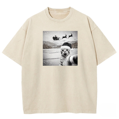 Christmas Cat Selfie Washed T-shirt