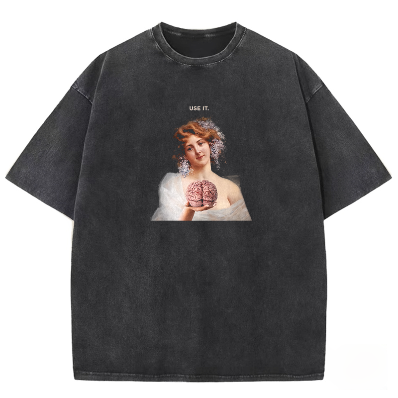 USE YOUR BRAIN Washed T-shirt