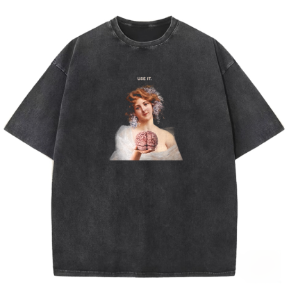 USE YOUR BRAIN Washed T-shirt
