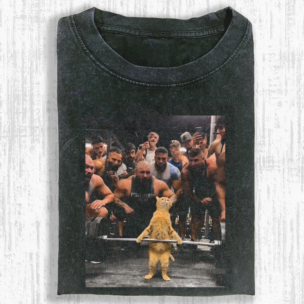 Weightlifting cat Washed T-shirt