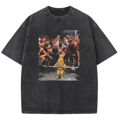 Weightlifting cat Washed T-shirt