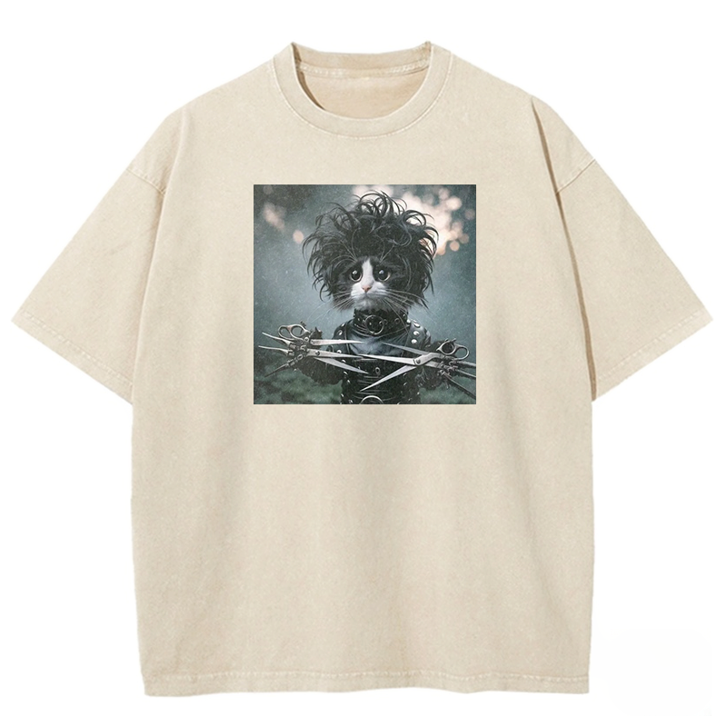Wacky cat Washed T-shirt