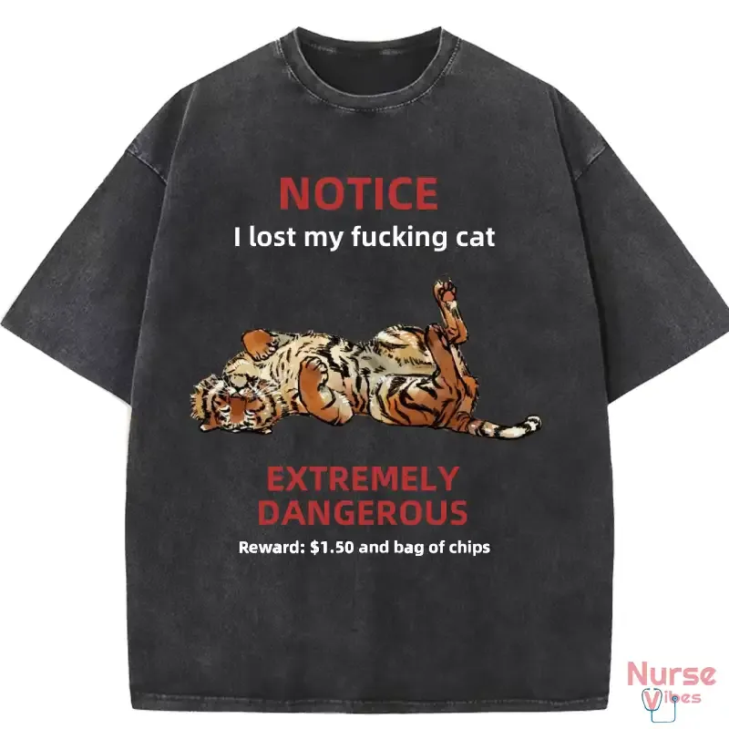 I Lost My Cat Washed T-shirt, soft cotton tee with distressed print, perfect for cat lovers and casual wear.