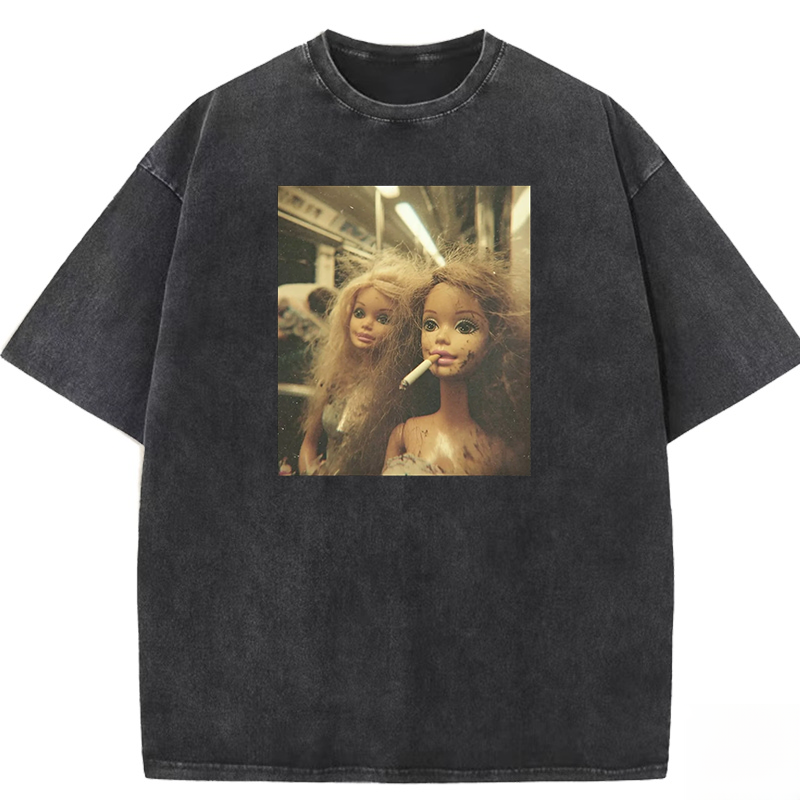 SMOKING BARBIE GIRL SHORT SLEEVED Washed T-shirt