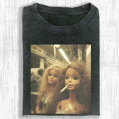 SMOKING BARBIE GIRL SHORT SLEEVED Washed T-shirt