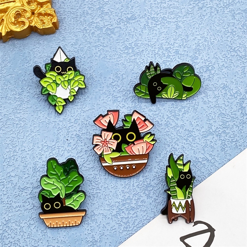 Cute cartoon black cats Brooch