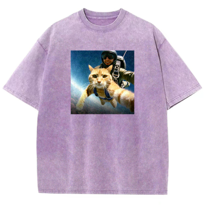 Sky-high Selfie Cat Washed T-shirt