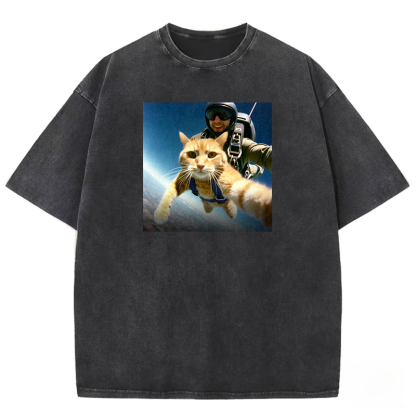 Sky-high Selfie Cat Washed T-shirt