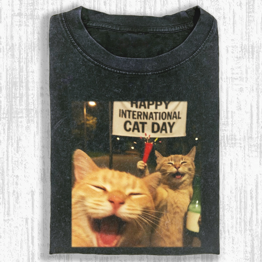Wacky Cats Washed T-shirt