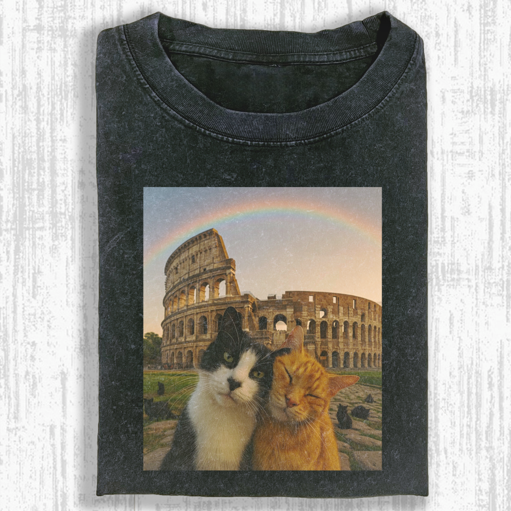 Cat selfie Washed T-shirt