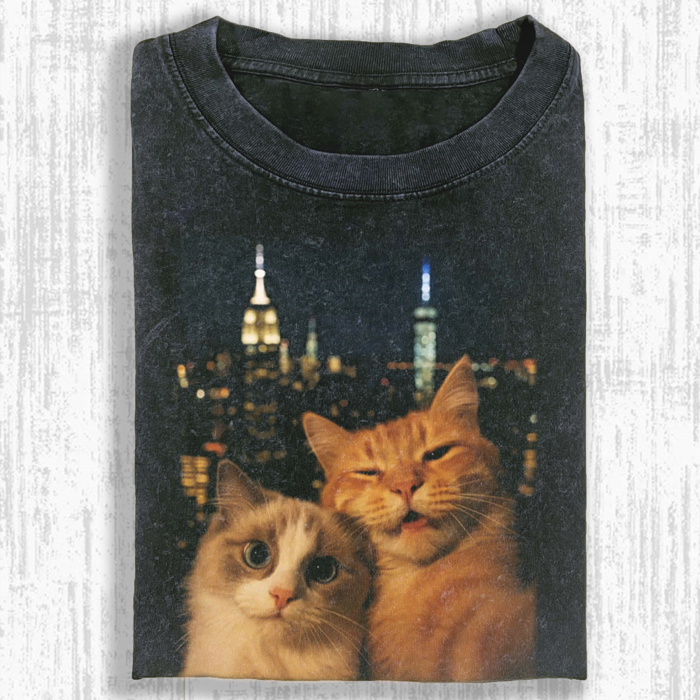 Cat selfie Washed T-shirt