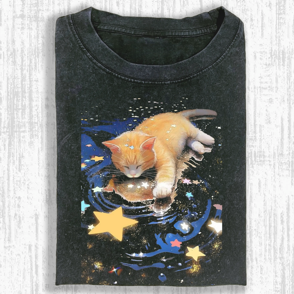 Cute cat Washed T-shirt