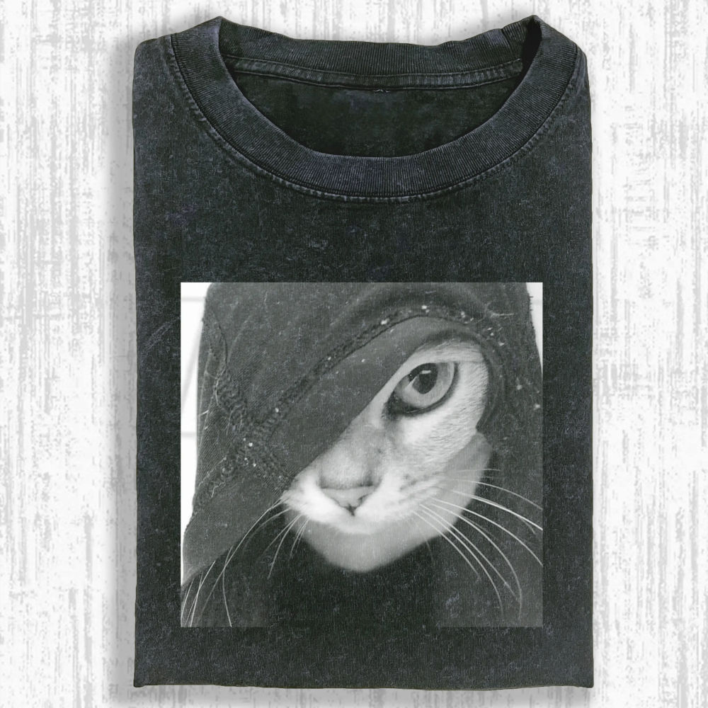 Wacky cat Washed T-shirt
