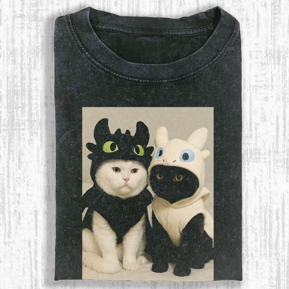 Wacky cat Washed T-shirt