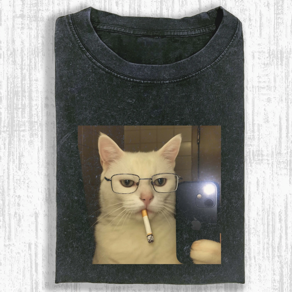 Smoking cat Washed T-shirt