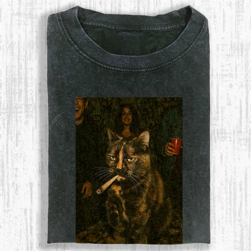 Underground Lounge Cat Washed T-shirt