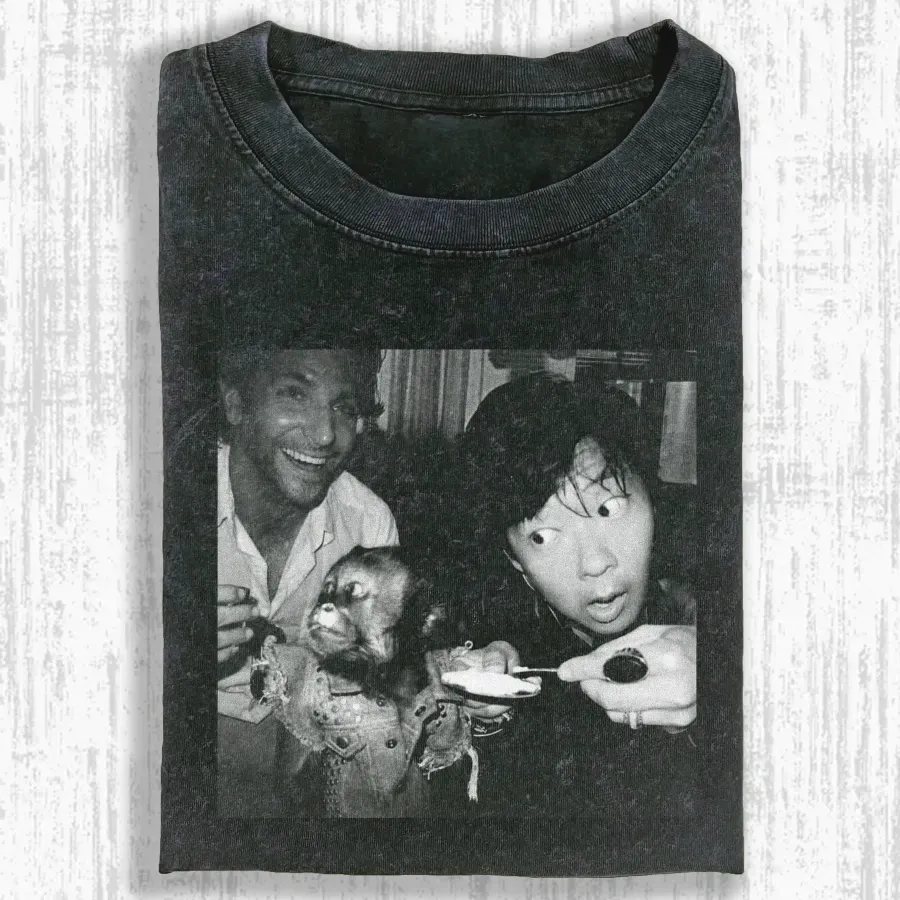 Vintage movie Washed T-shirt