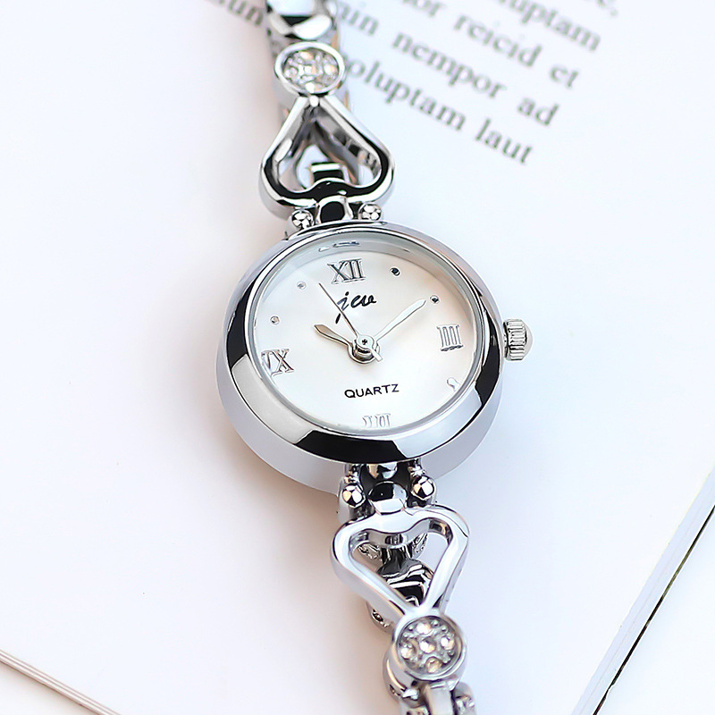 时尚新款手表 女士女款钢带学生手表手链电子时装简约气质石英表