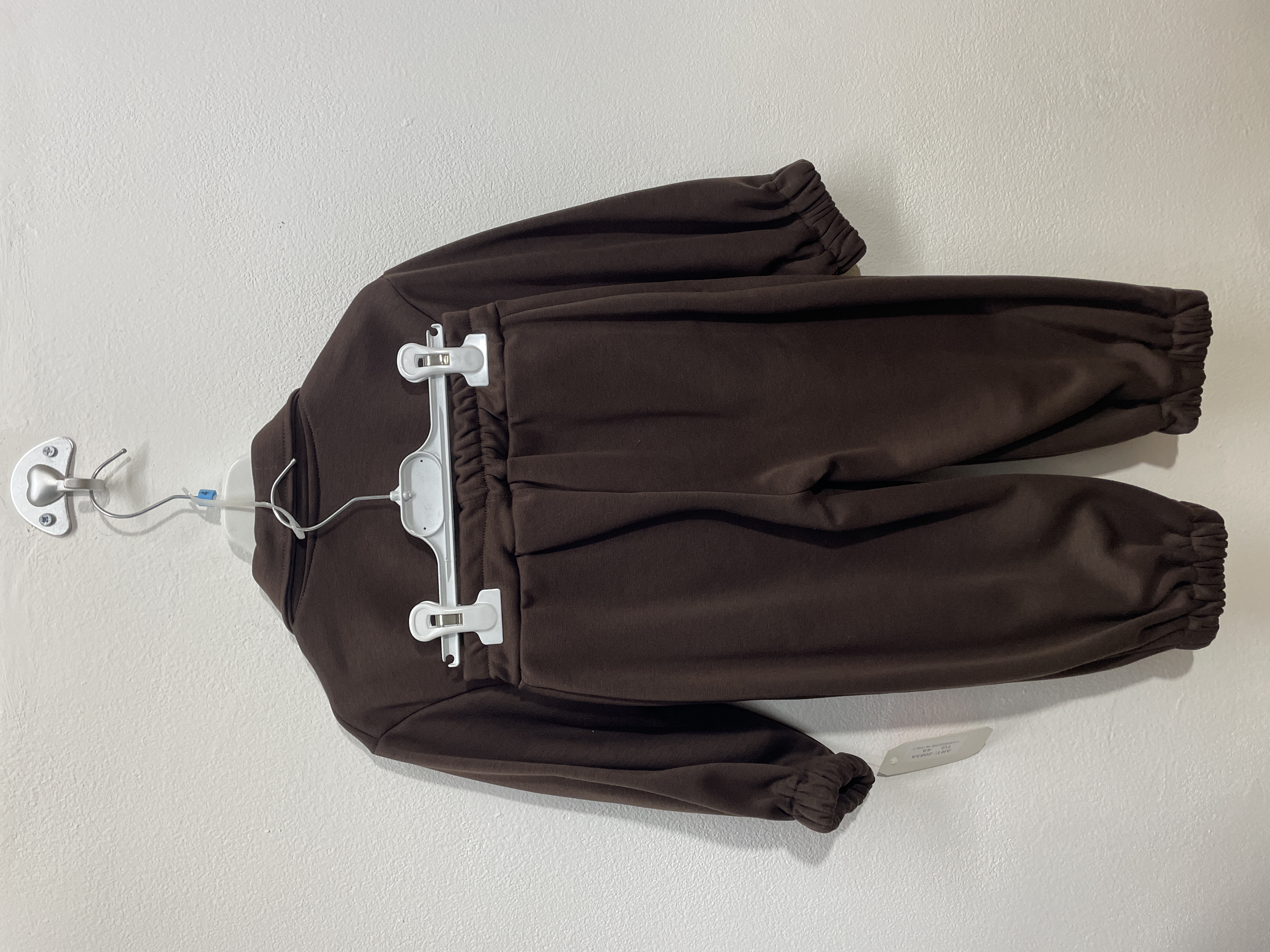 2083A | Tuta felpato 