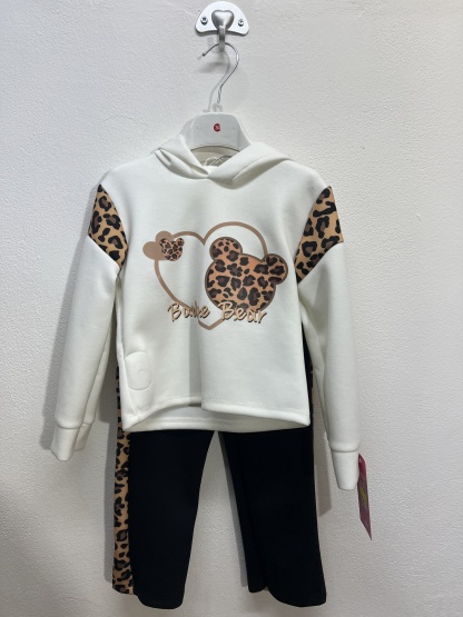 8418 | Tuta leopardate a lati 