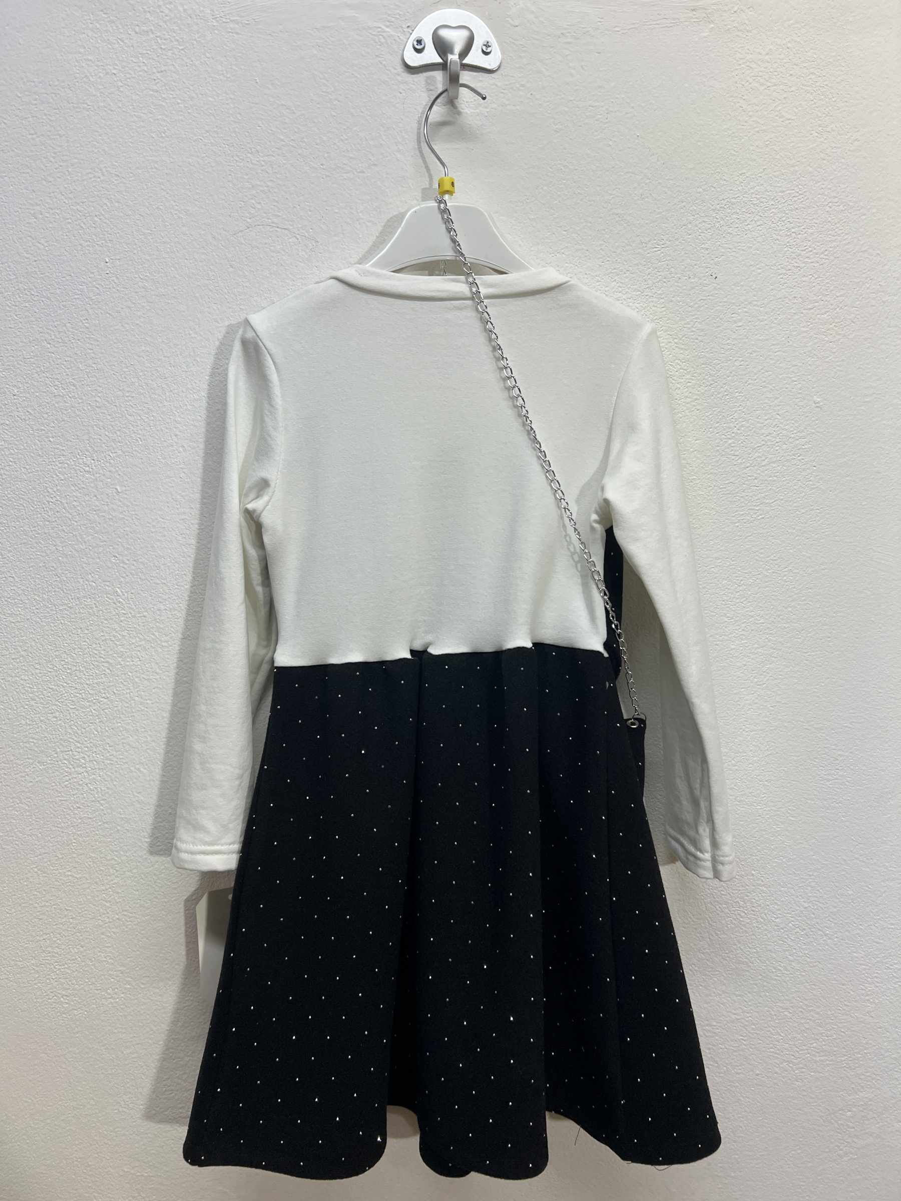 80040 | Vestitino brillantinato con borsa 