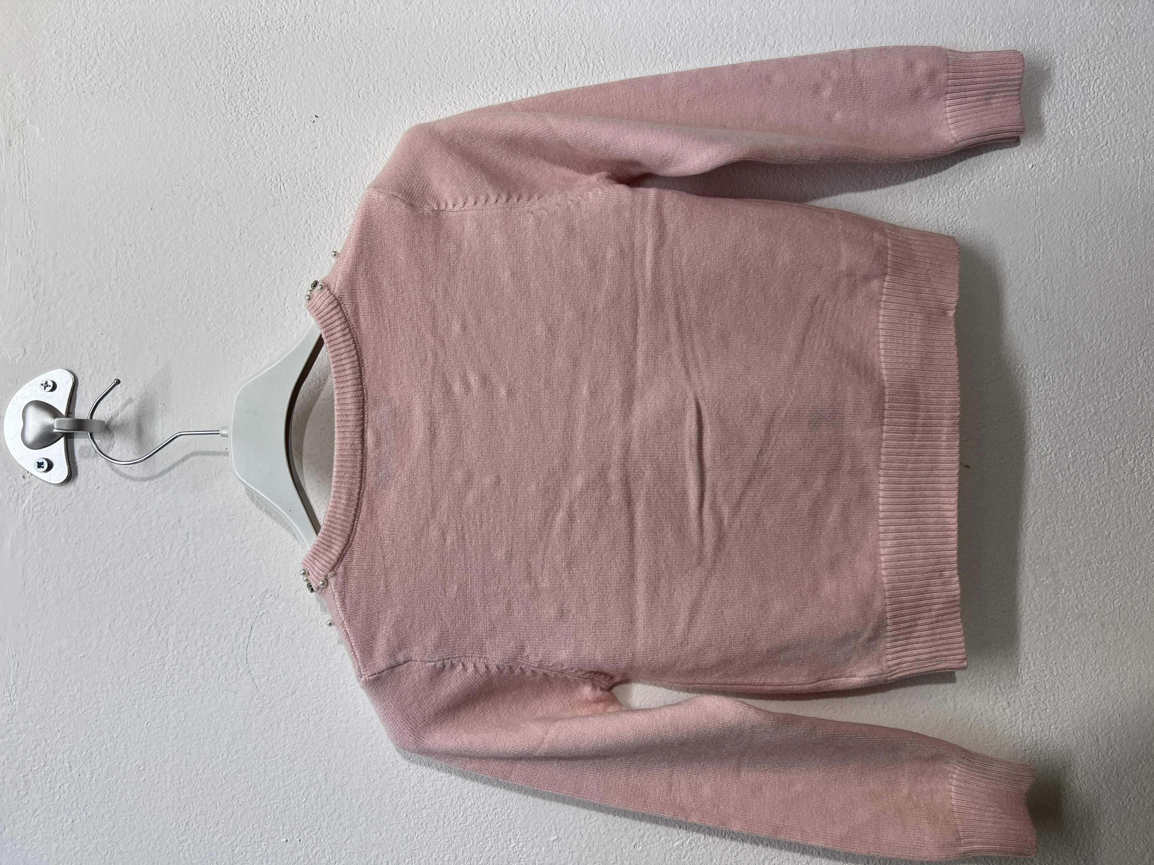 HX2095 | Cardigan con pallino di perle 