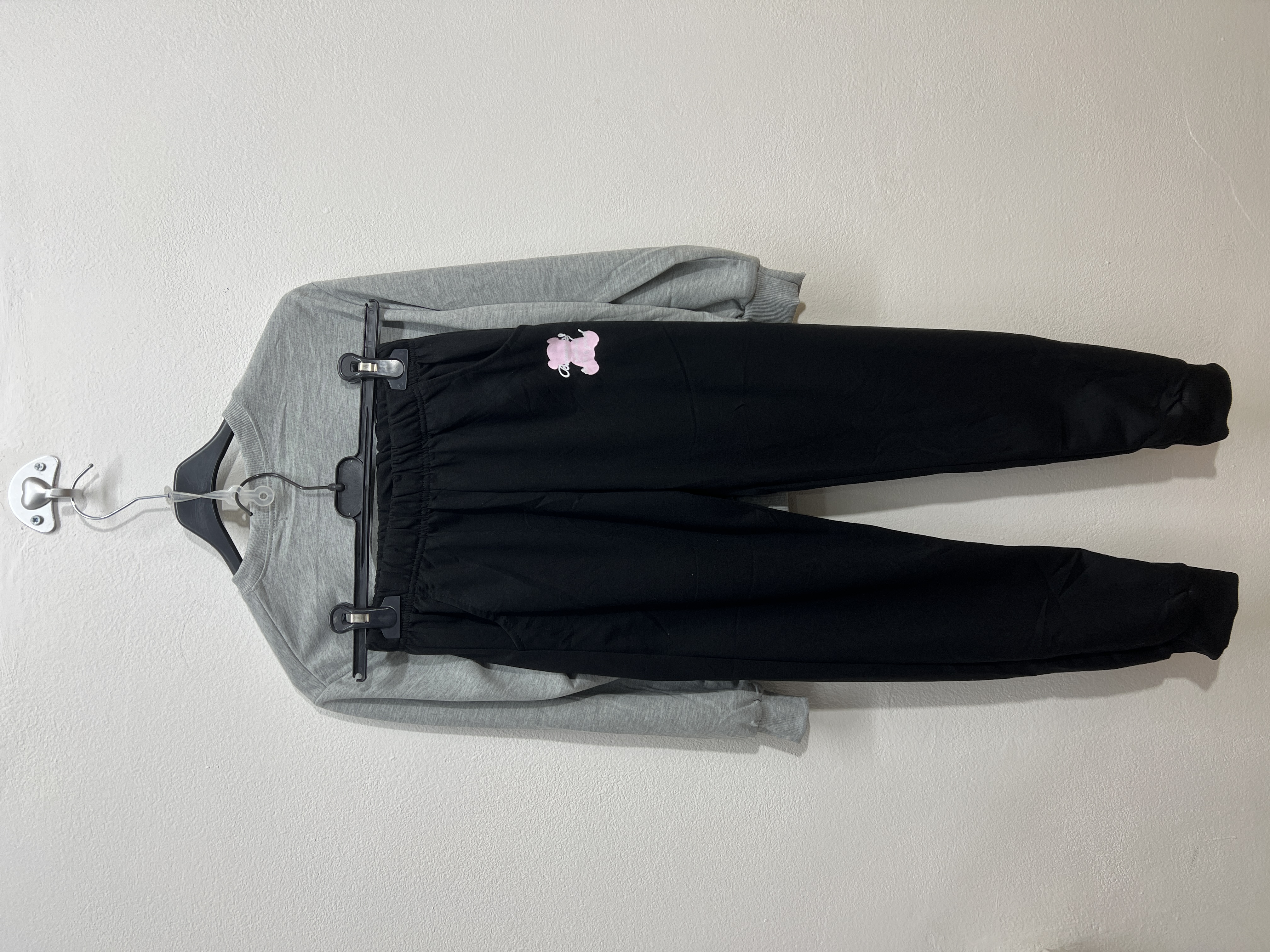 HY-476 | Tuta con orso a fiore 