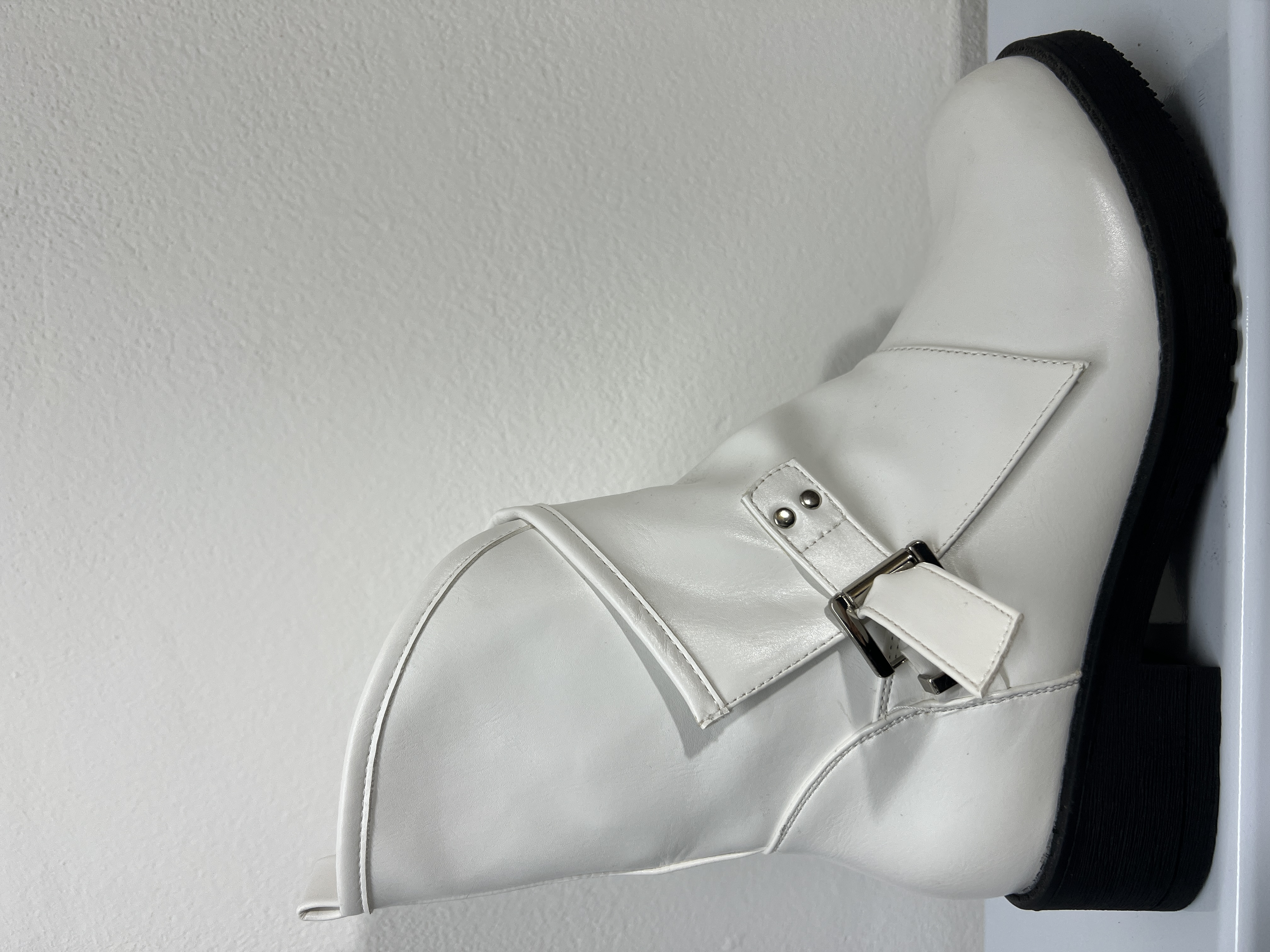 Q9AX18110-12 | Stivaletti in pelle 