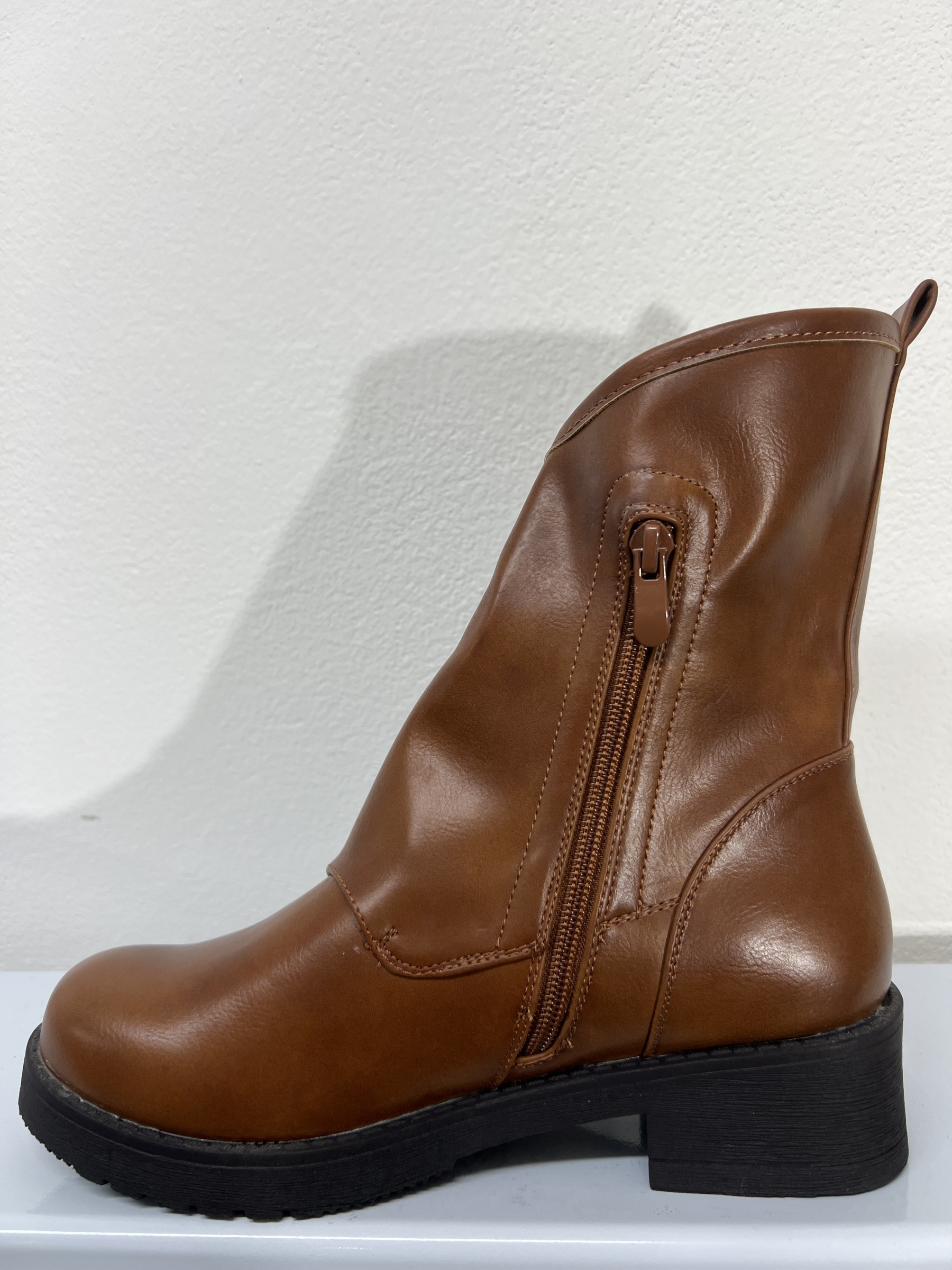 Q9AX18110-12 | Stivaletti in pelle 