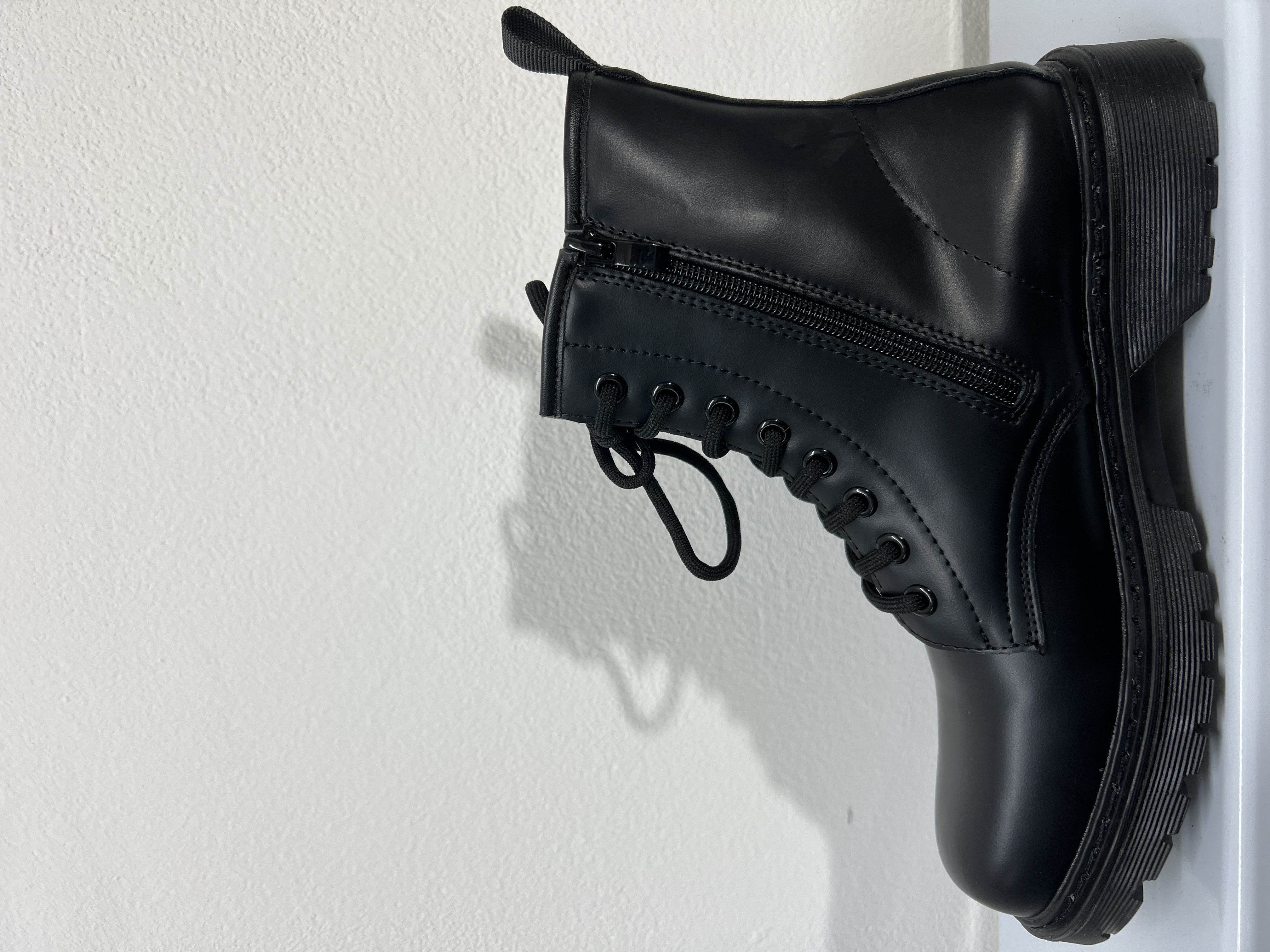 12098 | Stivaletti in pelle 