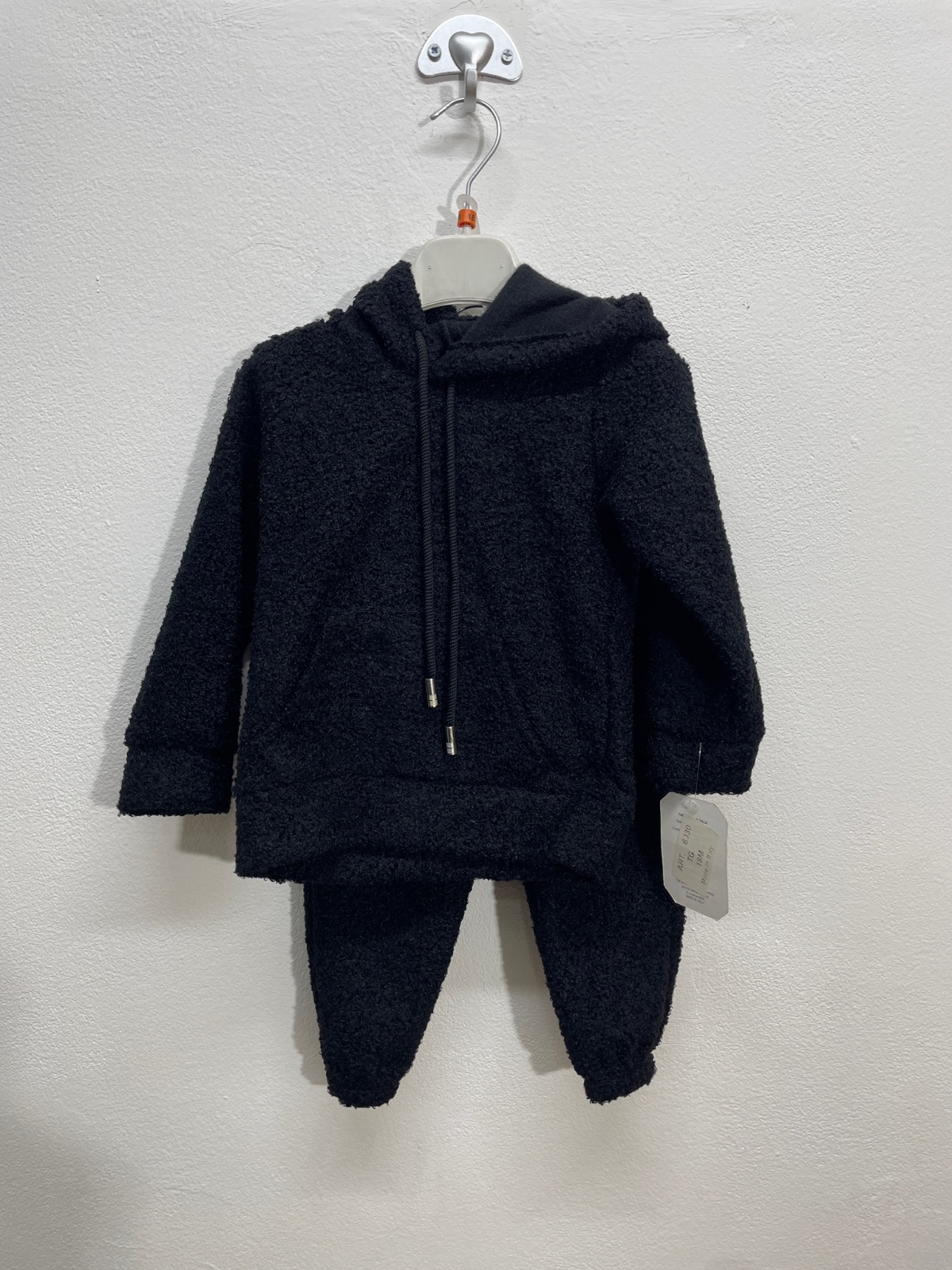 6030 | Tuta di pelliccia con cappuccio