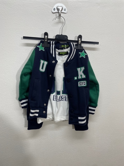 BR-179 | Tuta tre pezzi felpata con bottoni